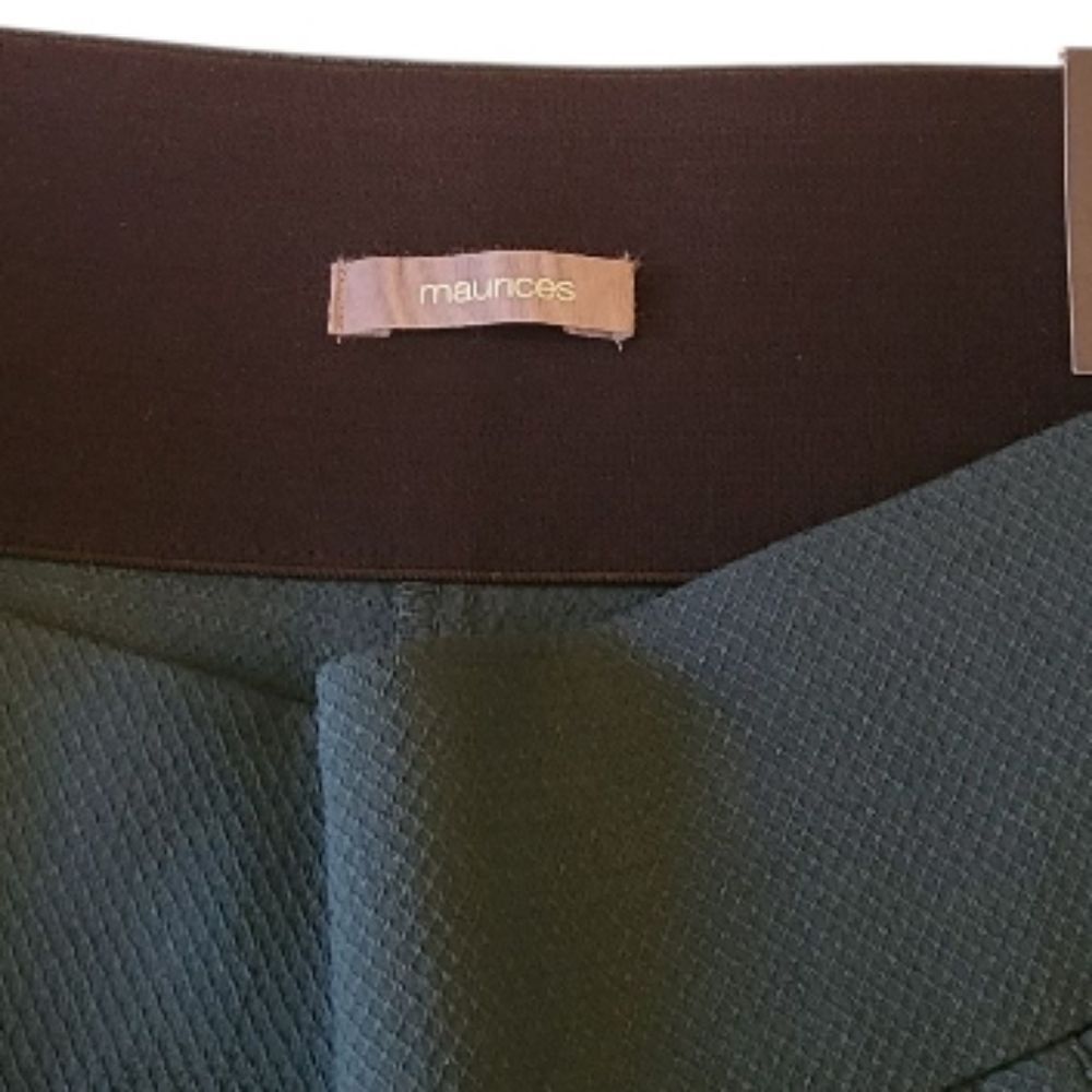 Maurice's Dark Green Mid Rise Cropped Pull-on Pants Size M - Picture 5 of 8